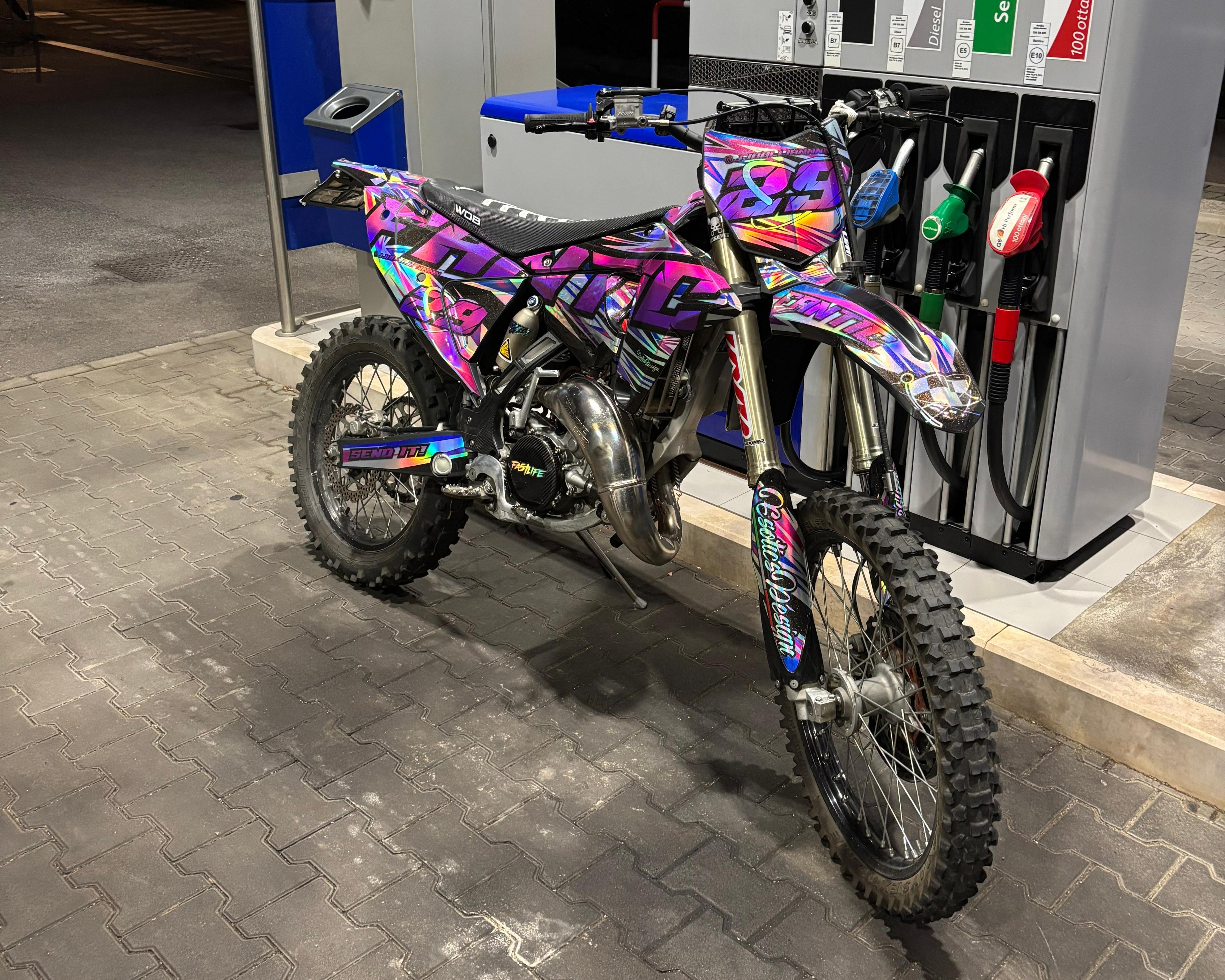 FULL CUSTOM KIT