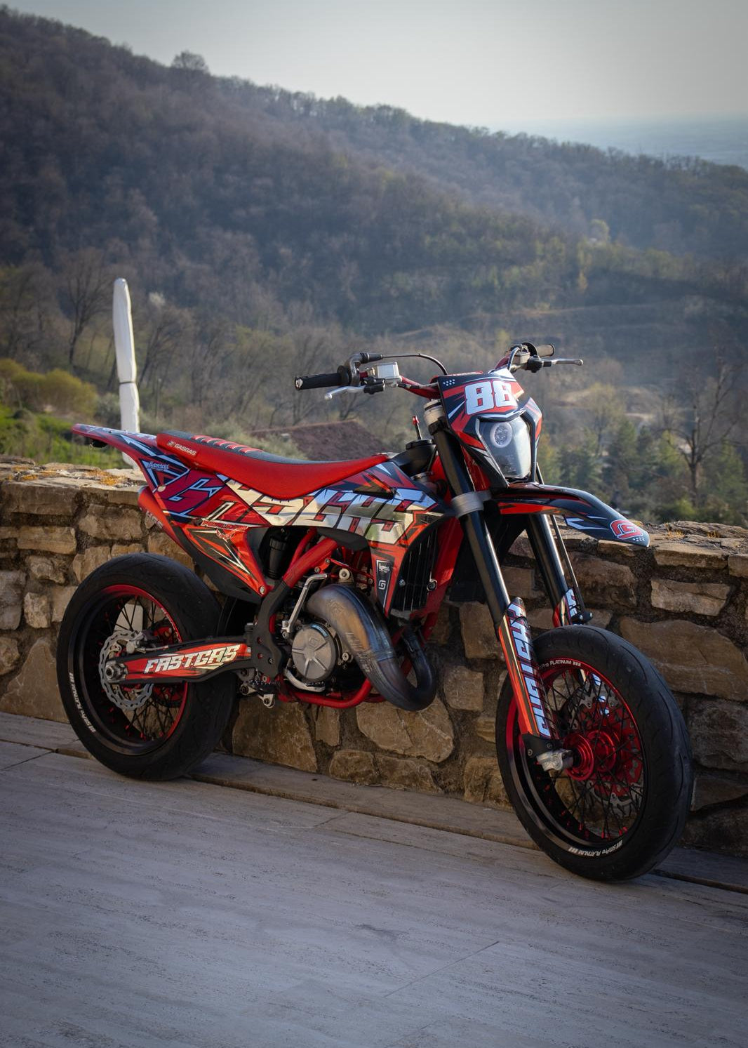 ACCONTO GRAFICHE 100% CUSTOM